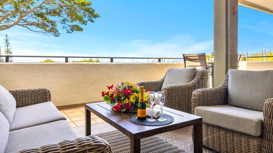 NEW KBM Resorts Free CAR Kapalua Golf Villas 1-bedroom Condo With Spacious Lanai and Golf Course Views! Kgv-18t4