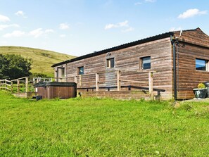 Exterior - 2 bedroom accommodation in Ribble Valley-Forest of Bowland (Ribble Valley-Forest of Bowland)