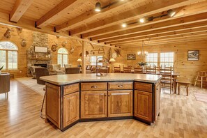 Interior - Game Room + Fire Pit: Sprawling Westfield Retreat! (Westfield)