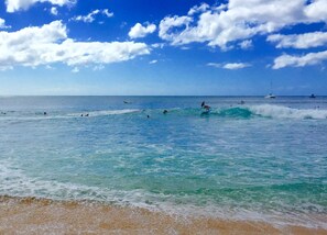 Solsenger og strandhåndklær