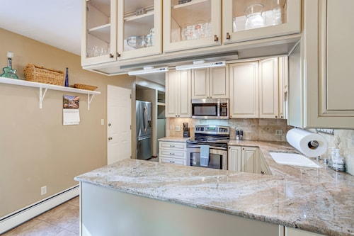 12 Mi to Mesa Verde: Family Gem w/ Mountain Views