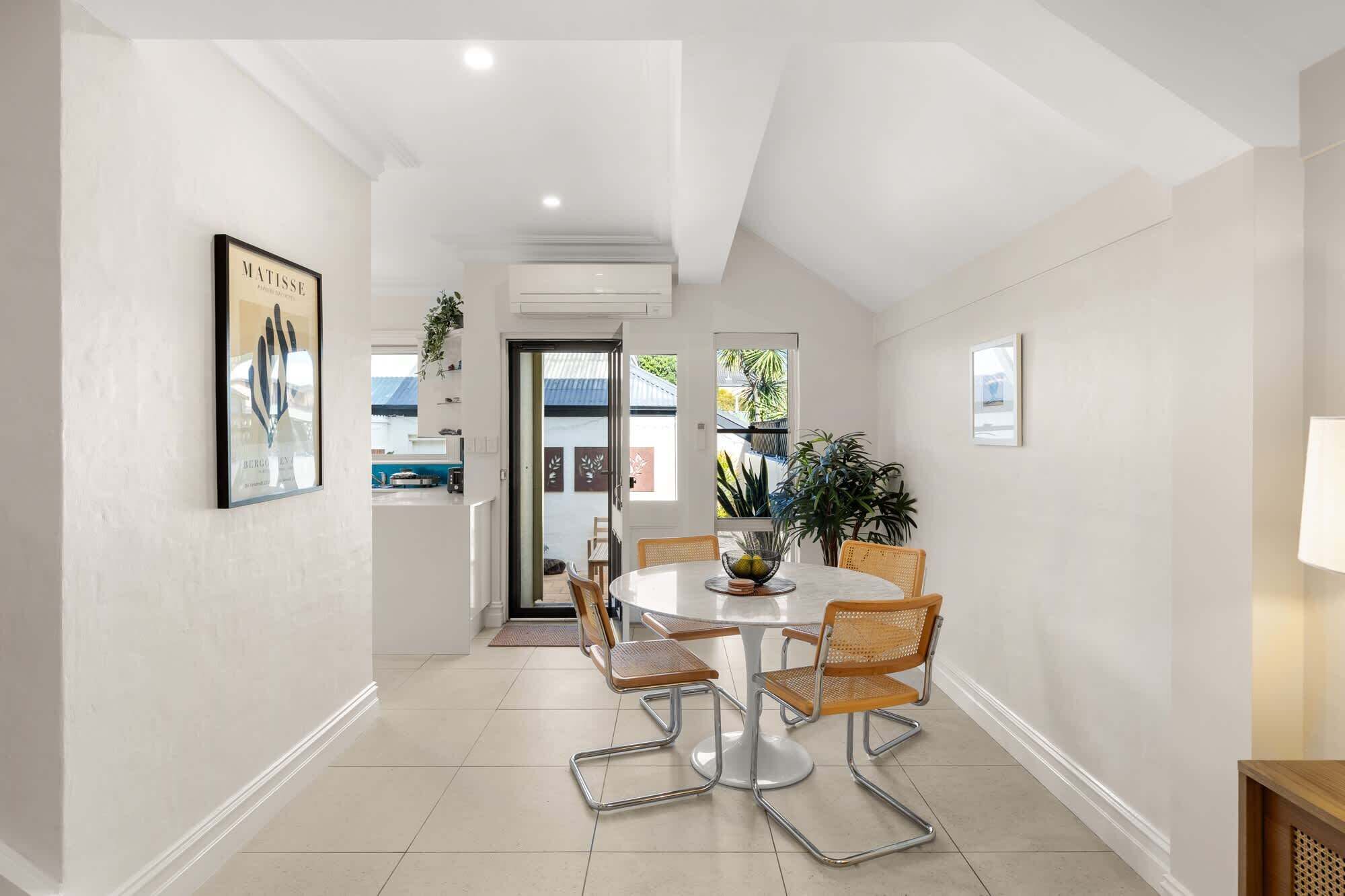 تناول الطعام