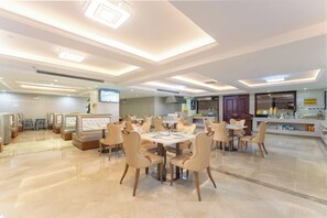 Restaurant - Vienna International Hotel  (Shanghai)