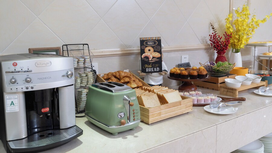 Vienna International Hotel