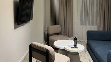 Comfort-Suite, Seeblick | BĂŒgeleisen/BĂŒgelbrett, kostenloses WLAN