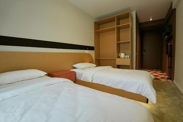 Bügeleisen/Bügelbrett, kostenloses WLAN