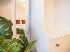 2 chambres, fer et planche à repasser, Wi-Fi gratuit