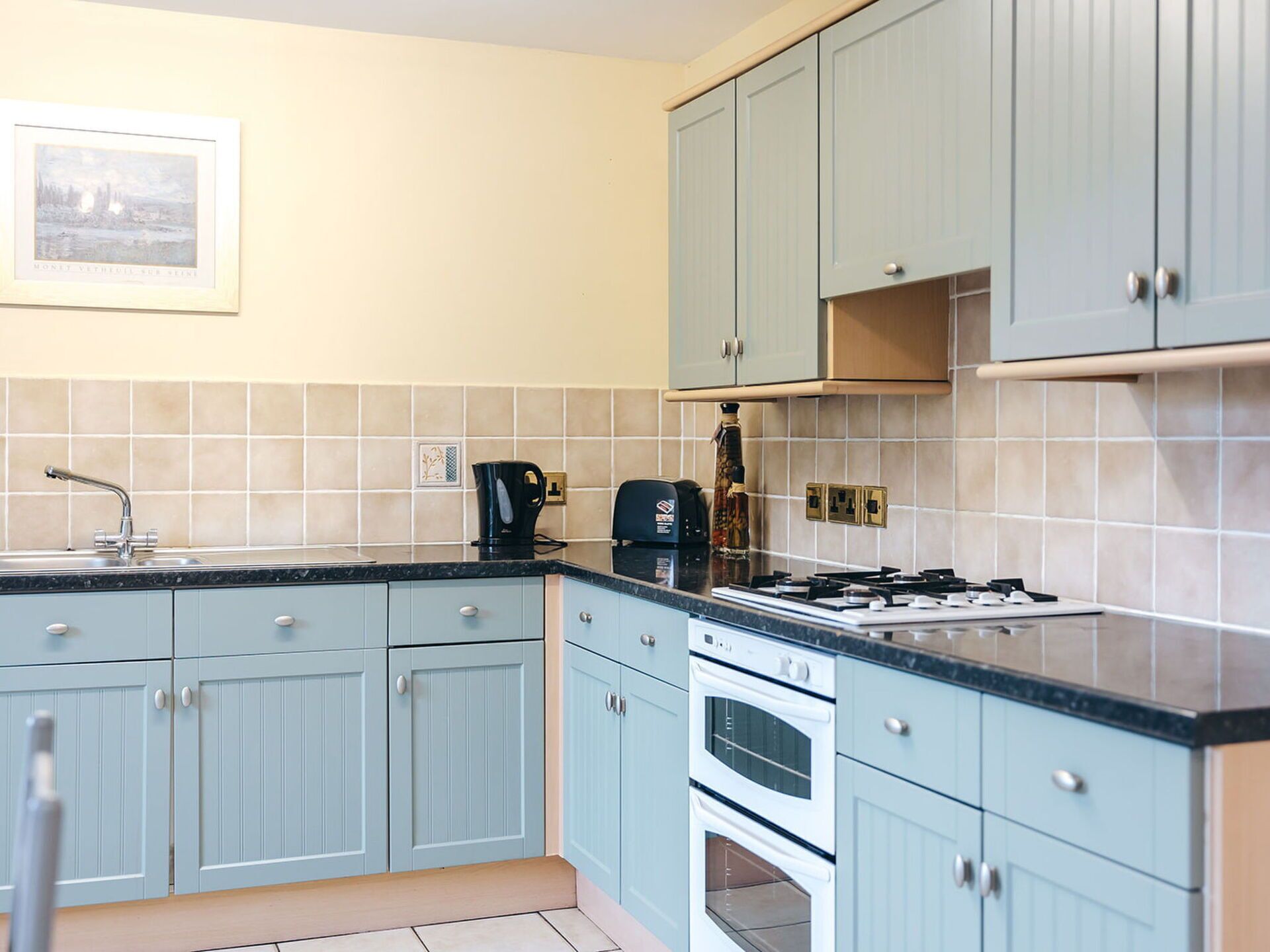 Microwave, oven, dishwasher