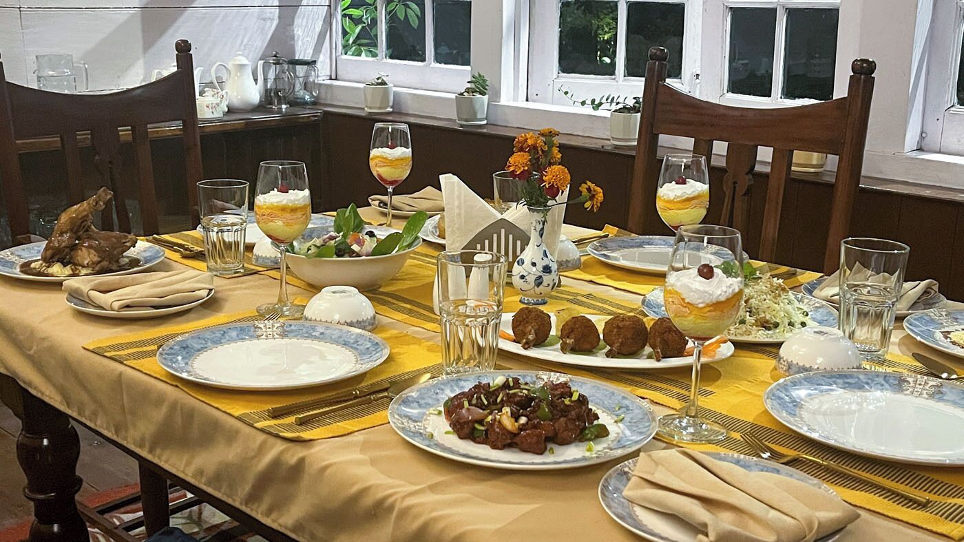 Comida y bebida