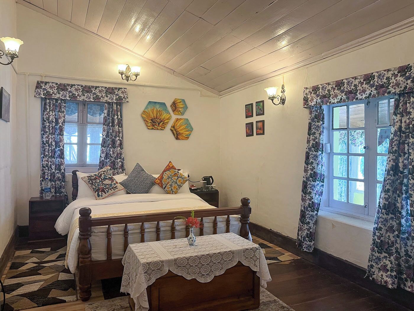 Standard Double Room, Mountain View | Free WiFi
