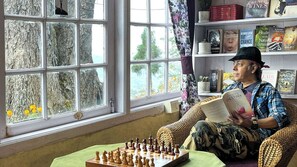 Living area - YuleTea Retreat A Premium Heritage Hotel (Darjeeling)