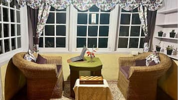Superior Quadruple Room, Mountain View