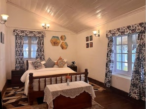 Basic Double Room, Garden View
