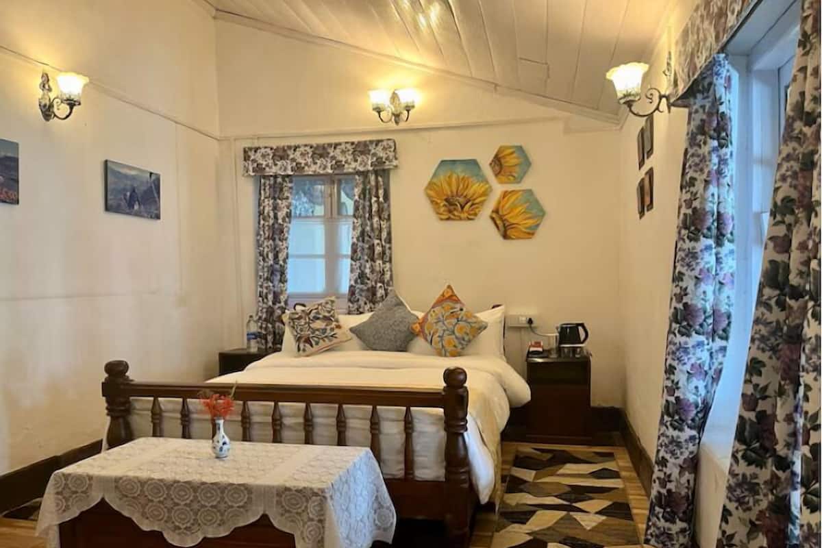 Basic Double Room, Garden View | Free WiFi