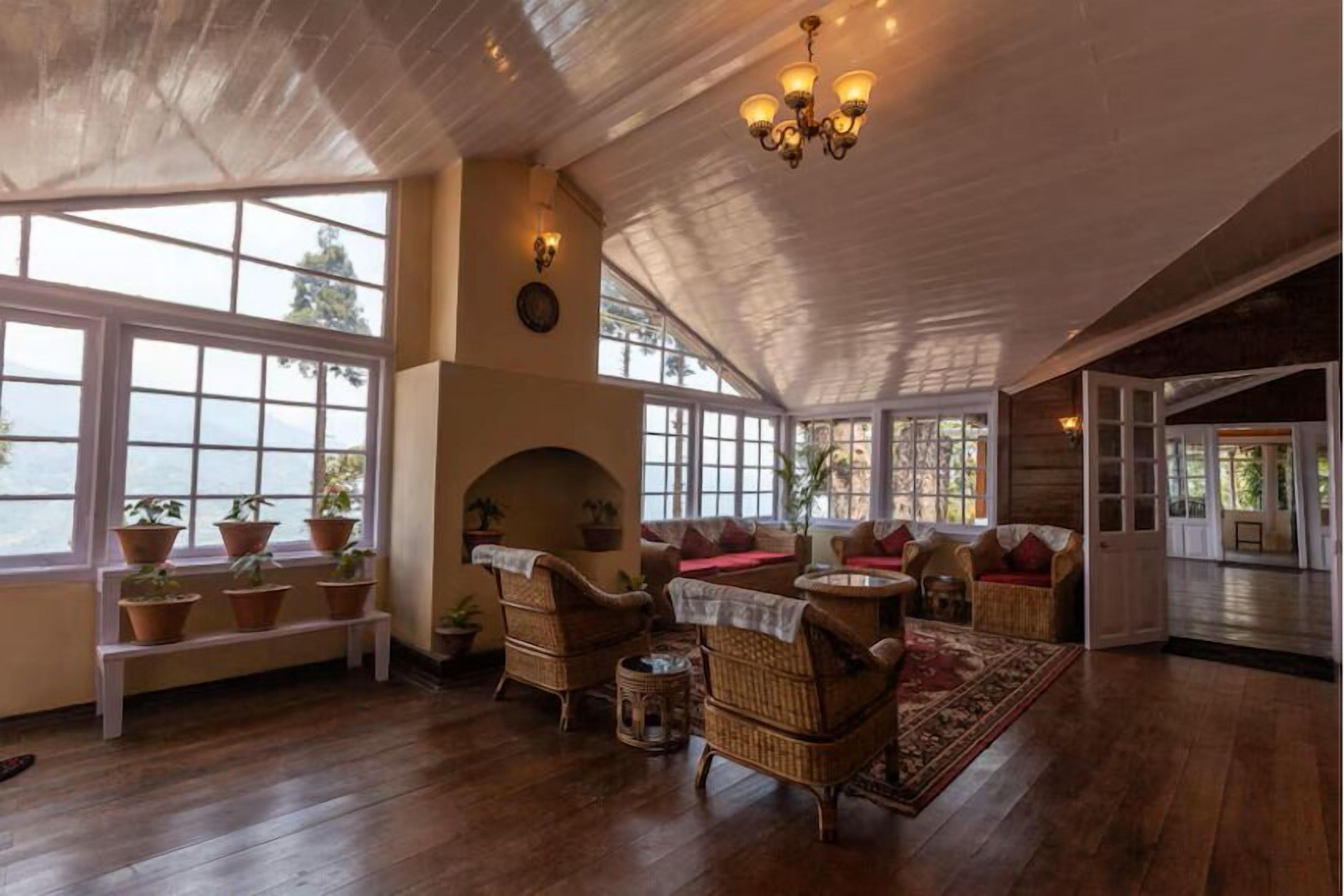 Deluxe Double Room, Mountain View | Free WiFi