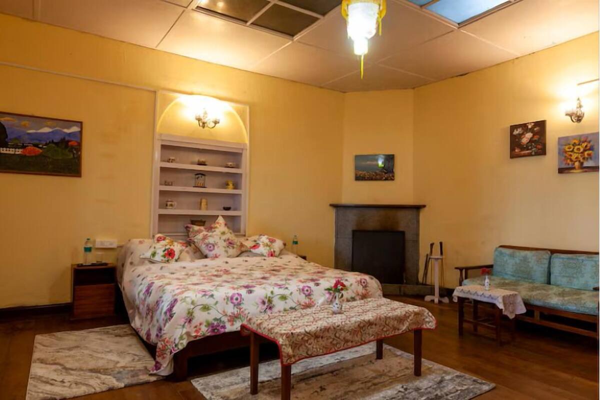Deluxe Double Room, Mountain View | Free WiFi