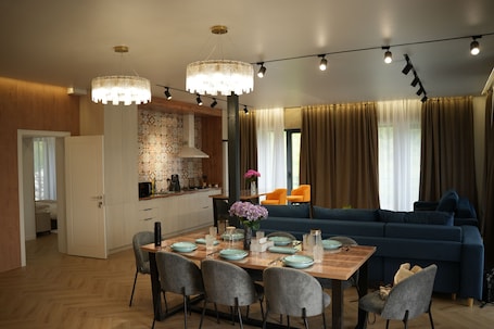 Interior. Almaty Highlands Getaway-Rodnik Chalet. Mountain View