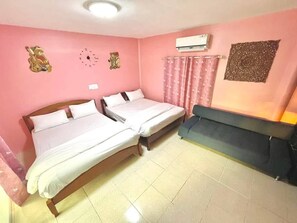 4 habitaciones, acceso a internet y ropa de cama