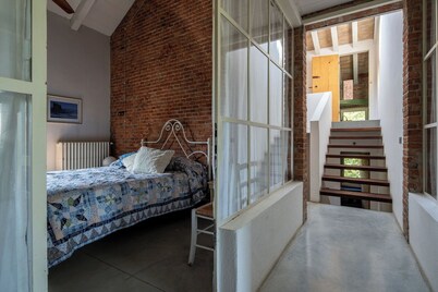 Wonderful private villa for 10 guests with WIFI, private pool, sauna and veranda