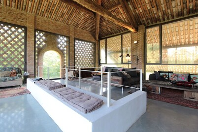 Stunning private villa for 10 people with private pool, WIFI, sauna and veranda