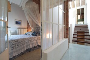 5 chambres, fer et planche à repasser, lit parapluie, Wi-Fi gratuit