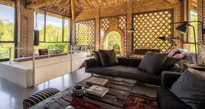 Stunning private villa for 10 people with sauna, WIFI, private pool and veranda