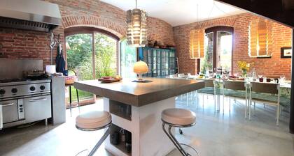 Beautiful private villa for 10 guests with private pool, sauna, WIFI and veranda