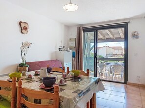 Dining - Albatros by Interhome (Le Barcarès)
