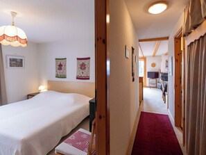 2 bedrooms, internet