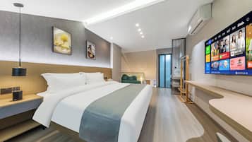 Comfort Single Room | Desk, laptop workspace, free WiFi