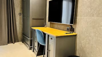 Deluxe Studio | Room amenity