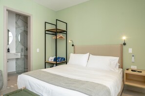 2 makuuhuonetta, silitysrauta/-lauta, Wi-Fi, vuodevaatteet