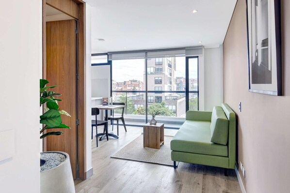 Televisio, työhuone