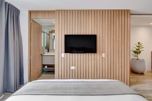 1 habitación, escritorio, tabla de planchar con plancha y wifi 