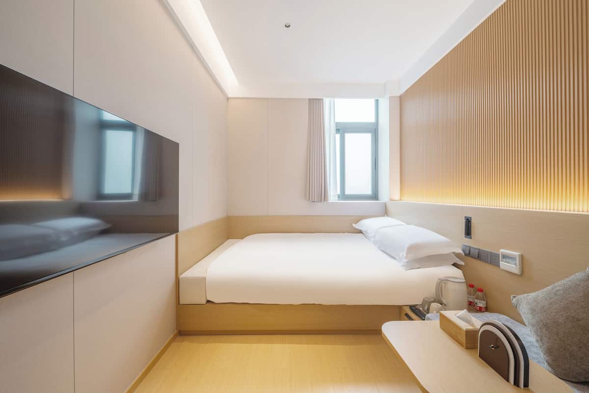 Comfort Double Room, Non Smoking | Free WiFi, bed sheets