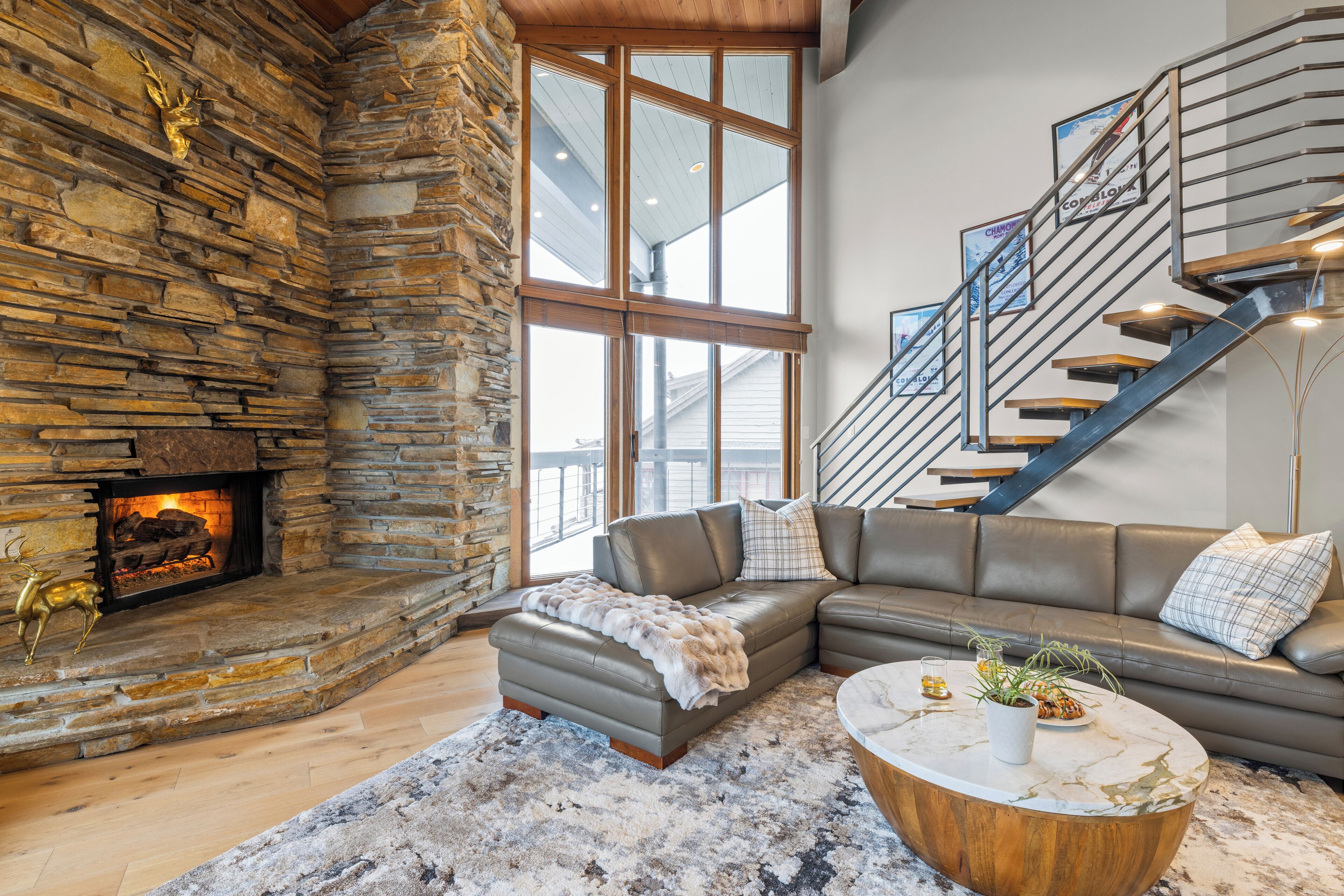 Smart TV, fireplace, offices