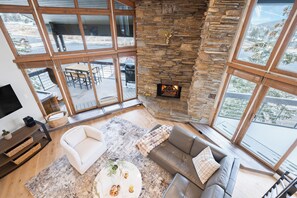 Smart TV, fireplace, offices - Walk to Slopes, Hot Tub, Views, Mins to Main St | Deer Valley Haven by AvantStay (Park City)