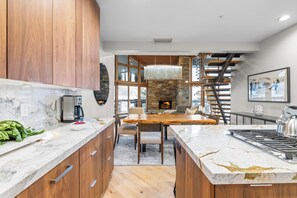 Dining - Walk to Slopes, Hot Tub, Views, Mins to Main St | Deer Valley Haven by AvantStay (Park City)