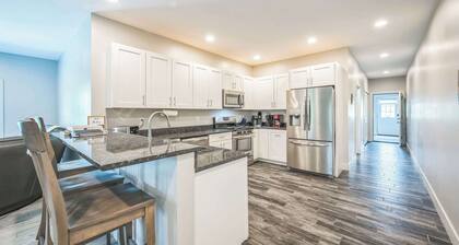 Peaceful 4BR Barn Loft Escape