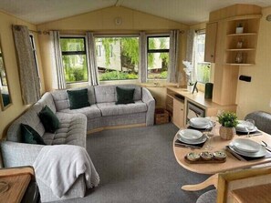 Living area - Southview Holiday Park - Holiday Accommodation 21908 (Skegness)