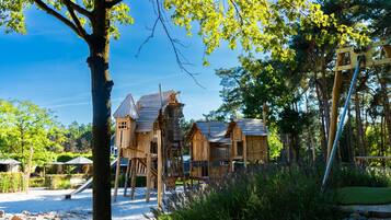 Chalet | Children's area