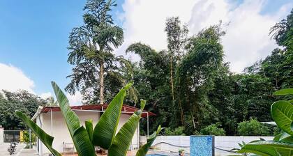 Romantic Jacuzzi Villa By RKS - The Studio Farm