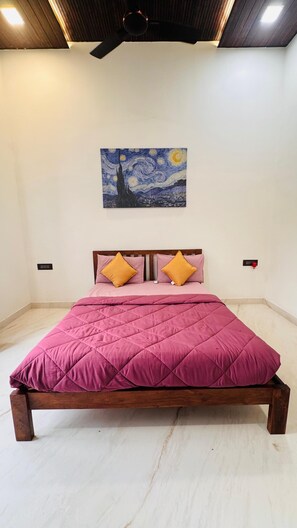 2 bedrooms, free WiFi, bed sheets, wheelchair access