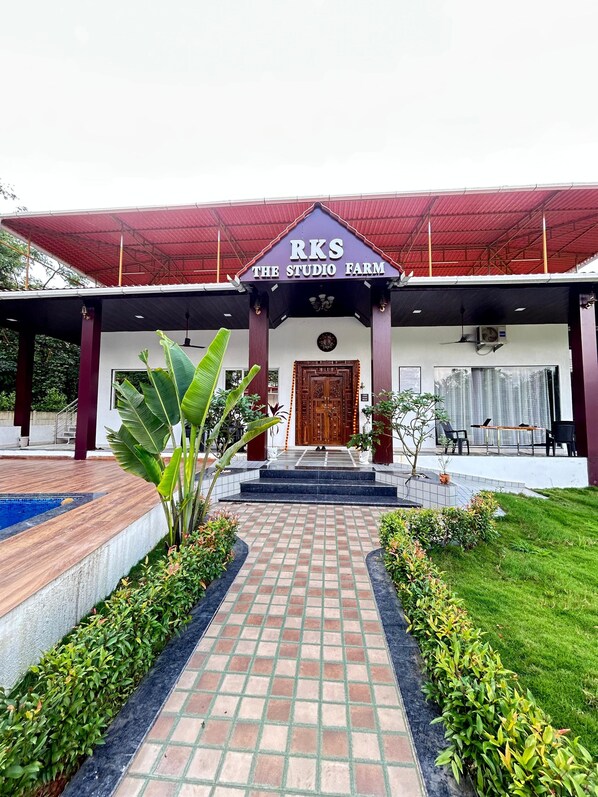 Exterior