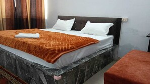 Basic Room | Free WiFi