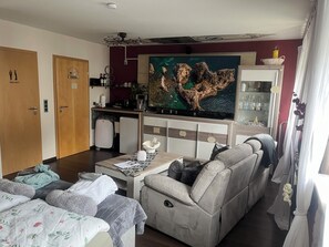 1 bedroom, iron/ironing board, free WiFi, bed sheets