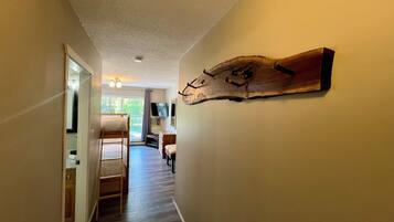 2 chambres, fer et planche Ă repasser, Wi-Fi gratuit, draps fournis