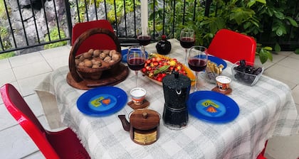 Terrific 5-bedroom building in Dilijan