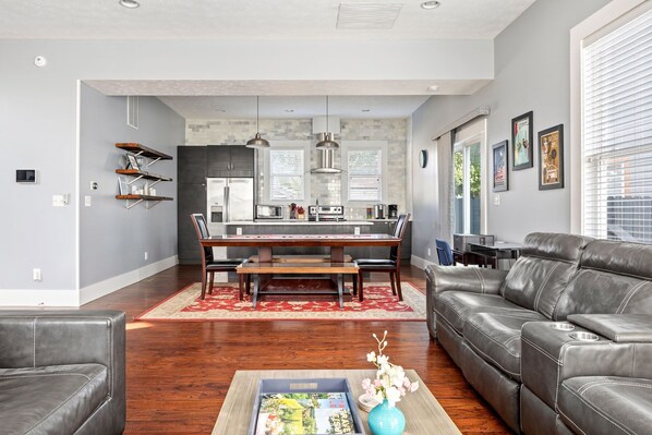 TV, fireplace, books, offices