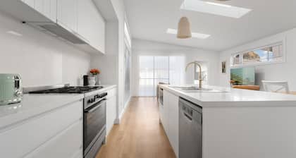 Sweet Seymour - 3 Bed, 2 Bath Cosy & Modern Home